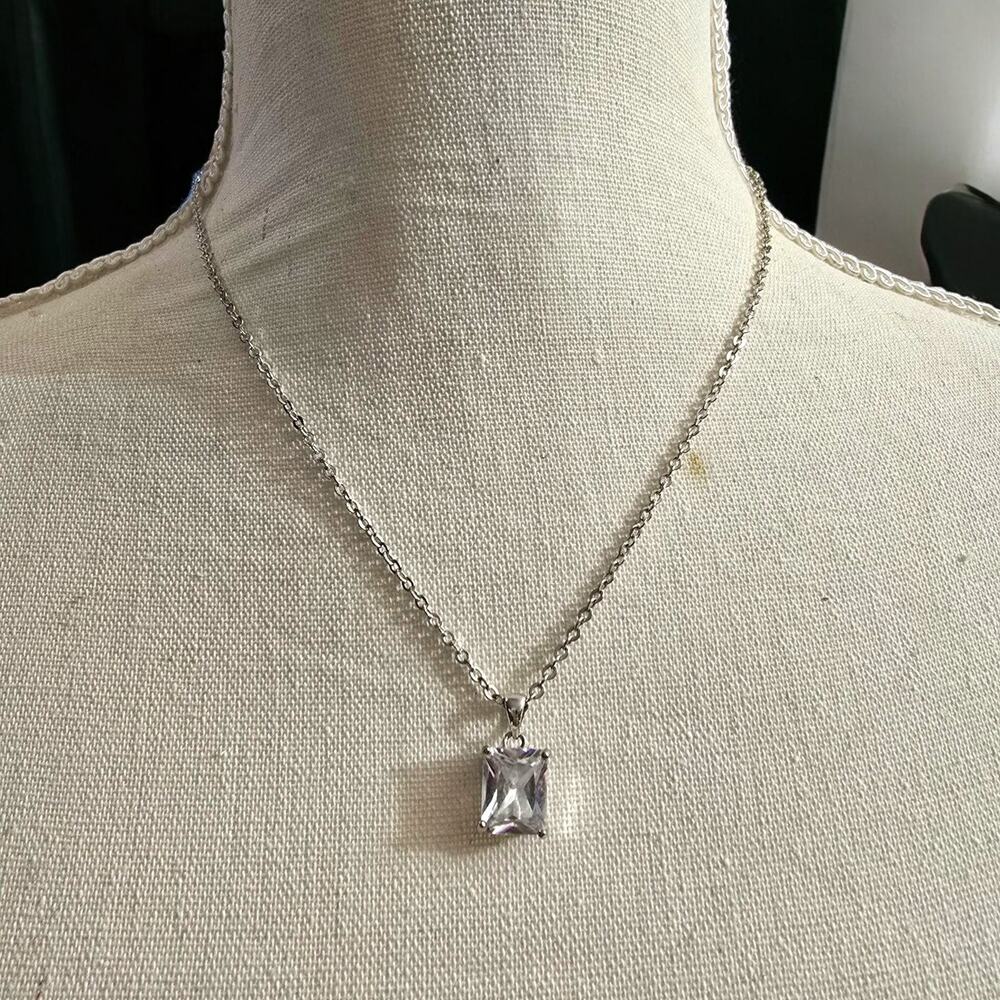 JLO Crystal Pendant Necklace Silver Tone Chain 18" + Adjustable